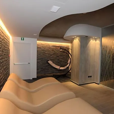 Hotel Roma, Bw Signature Collection