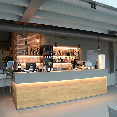 Roma, Bw Signature Collection 4*