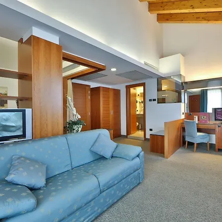 Hotell Roma, Bw Signature Collection 4*