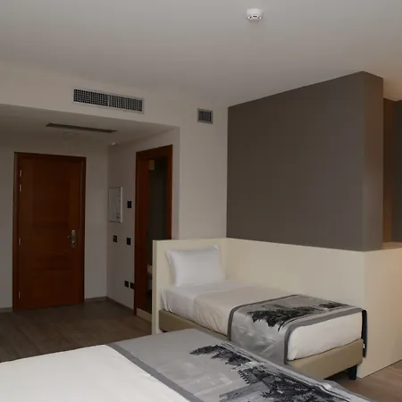 Roma, Bw Signature Collection 4*